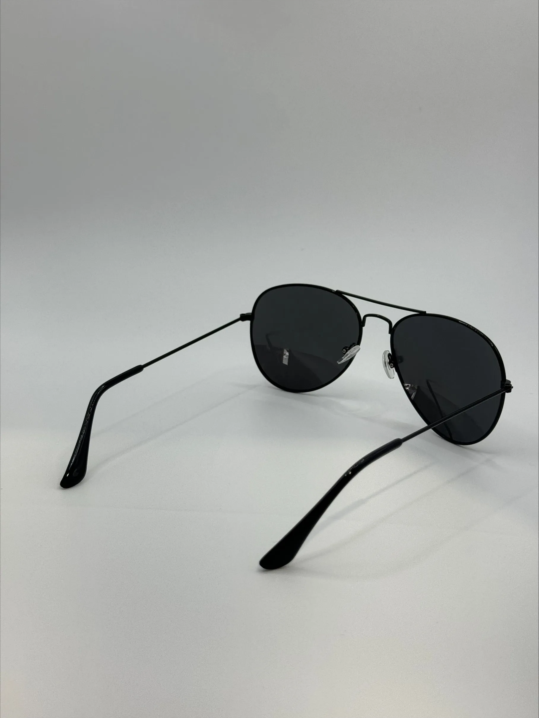 Lee Black/Silver Mirror Tint Sunglasses