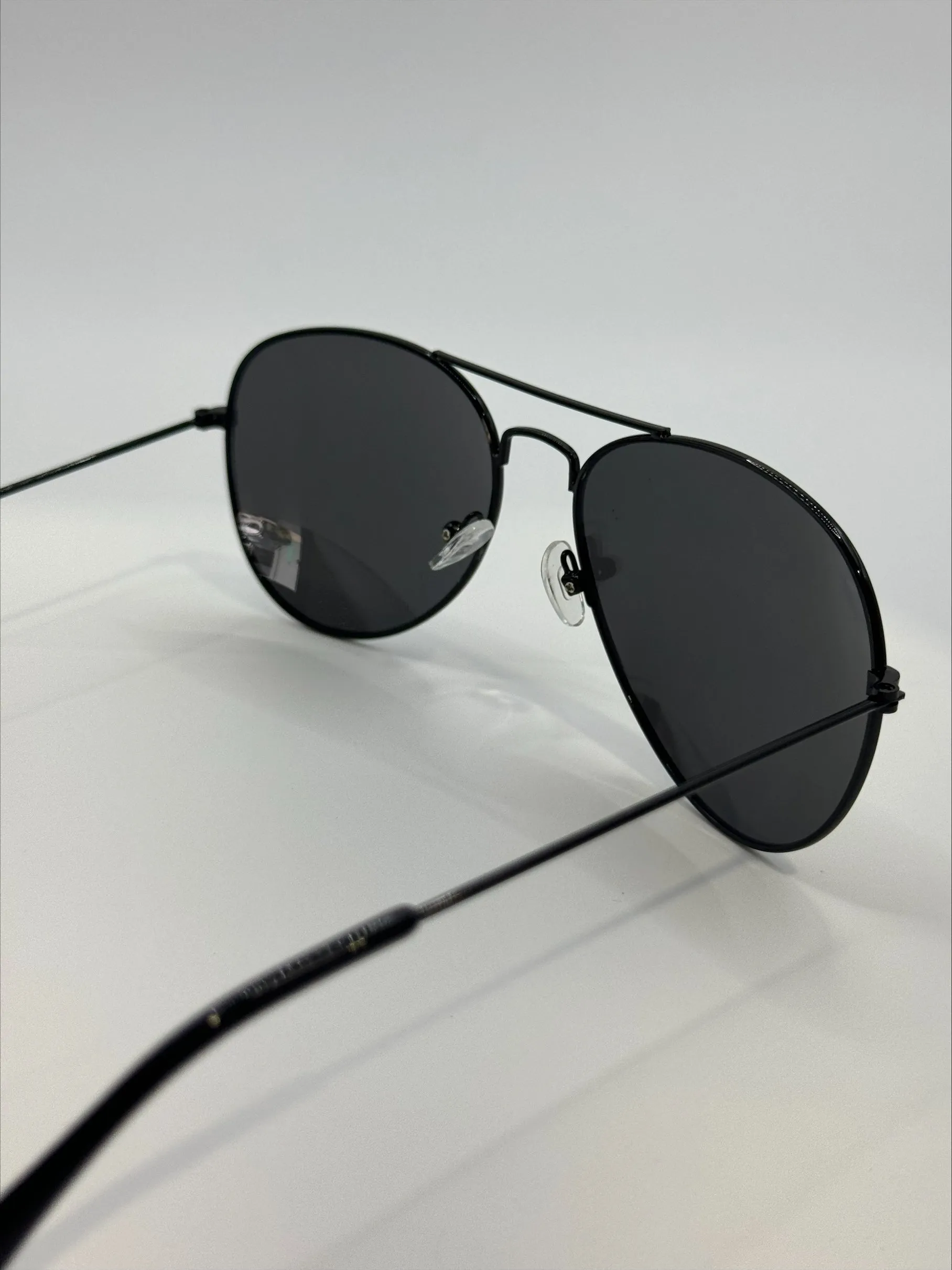 Lee Black/Silver Mirror Tint Sunglasses