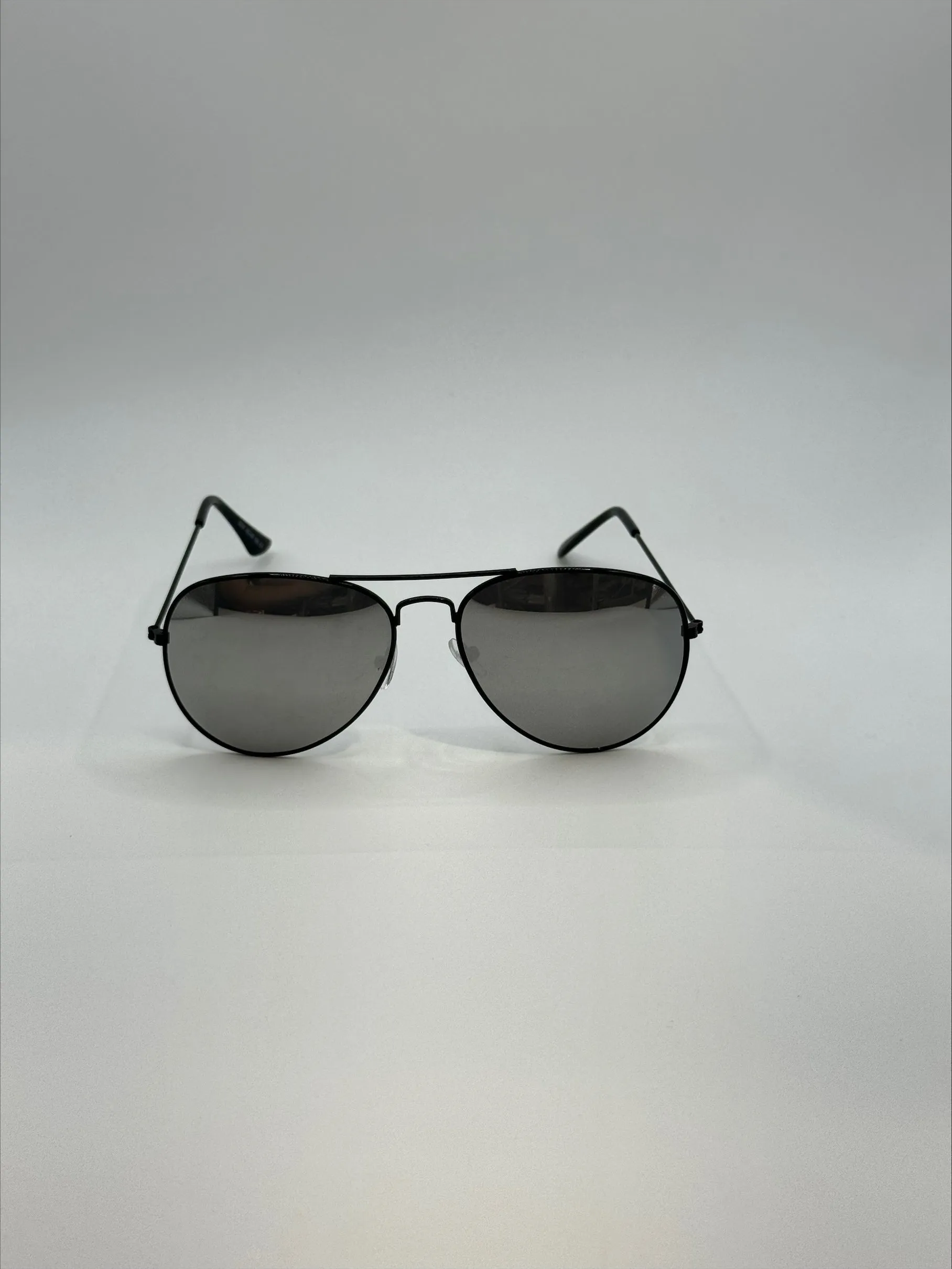 Lee Black/Silver Mirror Tint Sunglasses